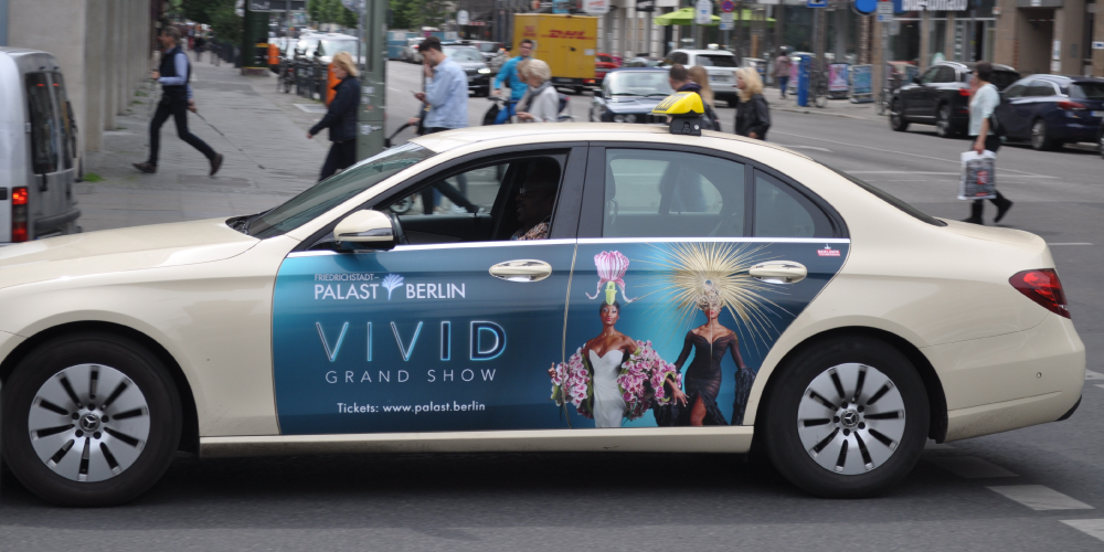 Berliner Taxiwerbung Referenz Vivid